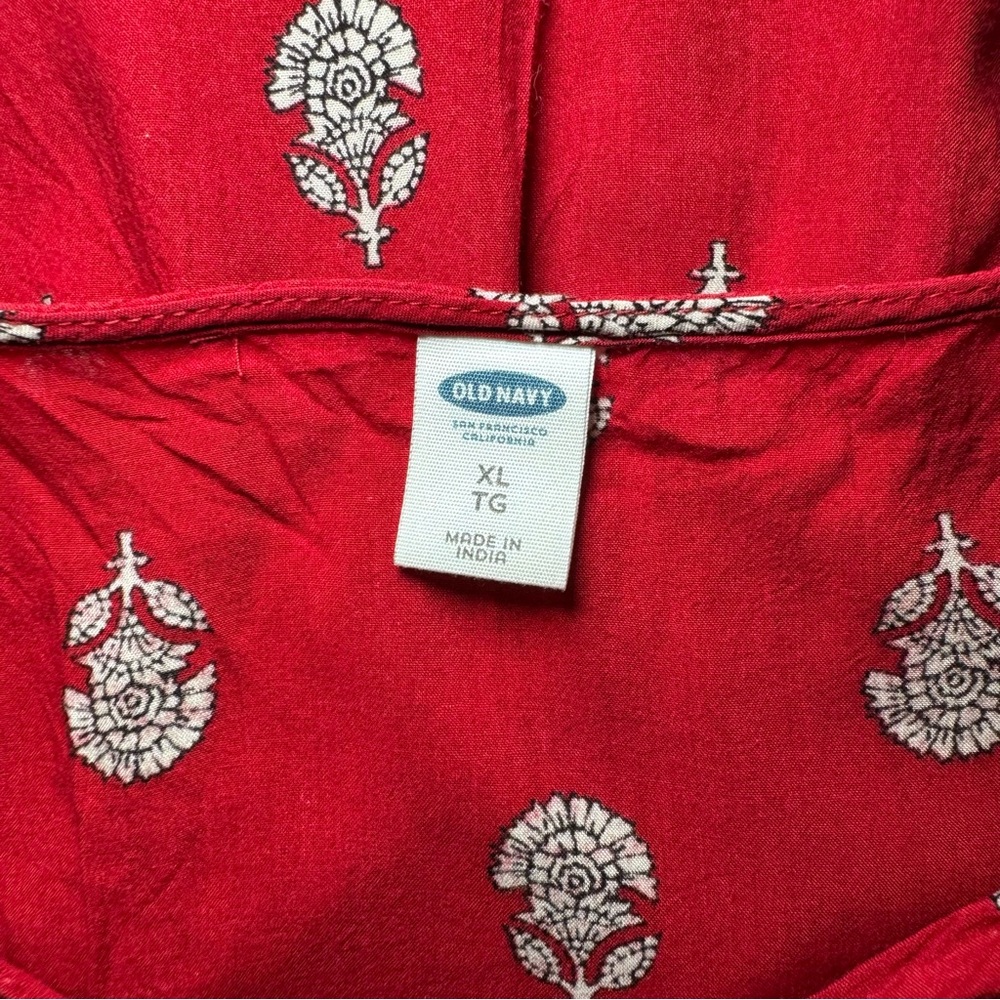 Old Navy | Red Floral 3/4 Sleeve V-neck Peplum Blouse | Size XL - Picture 4 of 4